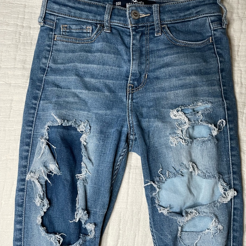 High rise super skinny dark blue Hollister jeans.